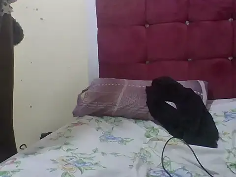 Snapshot of Irendz chatting on 04-18-26, 07:58 Irendz online show from 04-18-26, 07:58