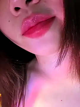 GUGU11211 online show from 04-21-26, 07:09