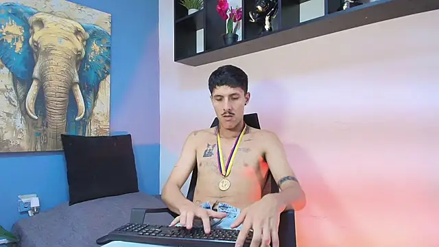 ALEXXXTREM69 online show from 05-15-26, 12:30