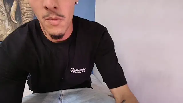 ALEXXXTREM69 online show from 04-17-26, 12:35