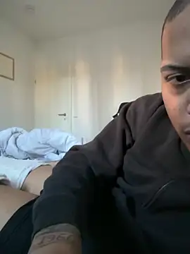 Yiskel online show from 04-07-26, 04:31