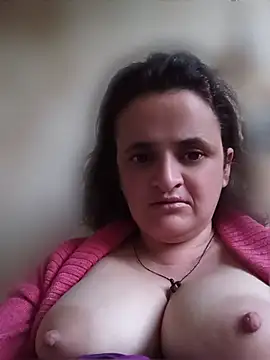Snapshot of AnabelBexley chatting on 05-25-26, 03:55 AnabelBexley online show from 05-25-26, 03:55