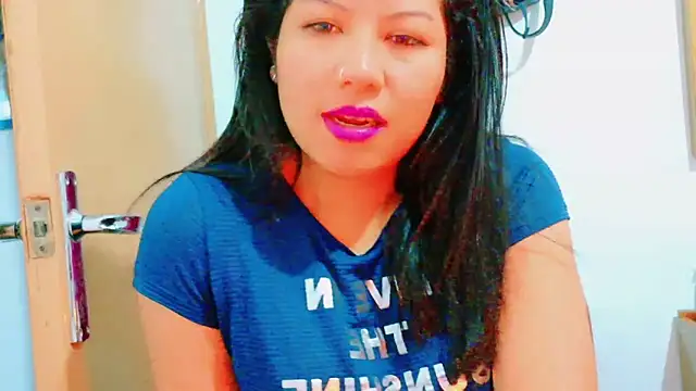 MojaditPussy online show from 04-15-26, 09:04