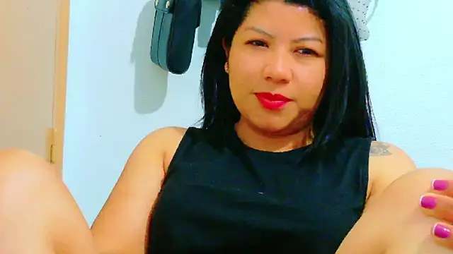 MojaditPussy online show from 04-25-26, 07:55
