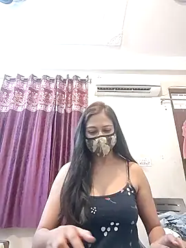 Aliyaa bhat online show from 04-16-26, 03:29