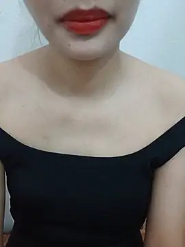Snapshot of Luckyy29 chatting on 06-08-26, 02:12 Luckyy29 online show from 06-08-26, 02:12