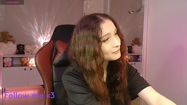 solitudebby online show from 04-11-26, 08:01