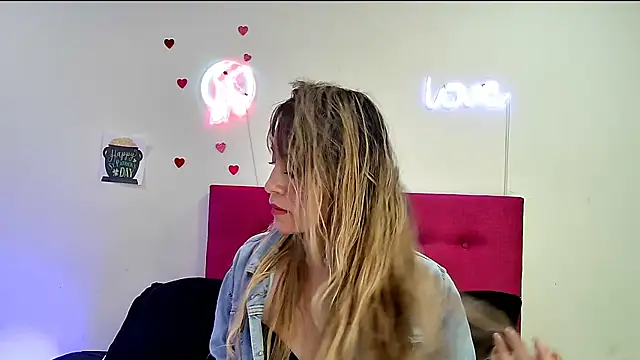Lorena sweet33 online show from 04-16-26, 01:45