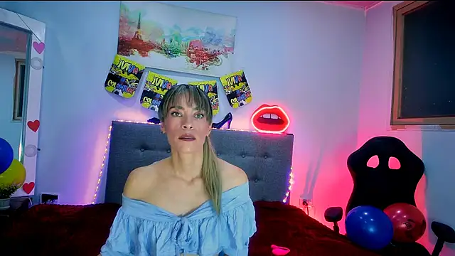 Lorena sweet33 online show from 06-25-26, 01:49