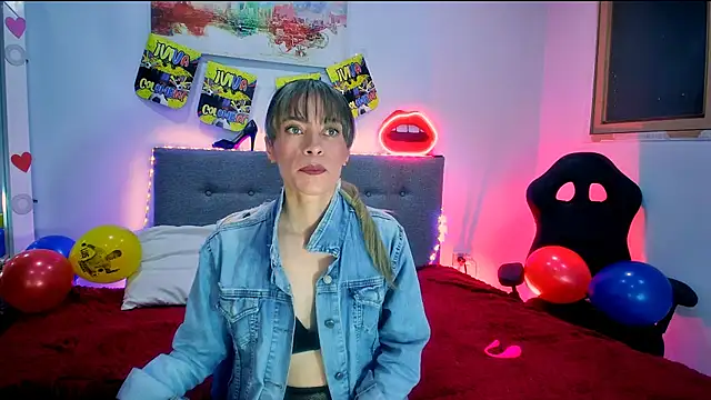 Lorena sweet33 online show from 06-23-26, 01:53