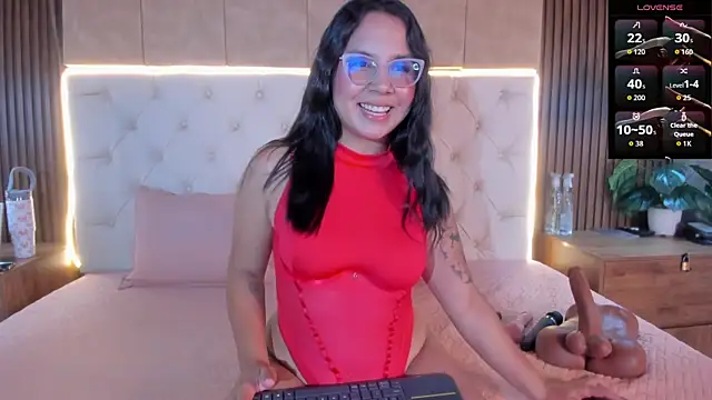 Snapshot of Amelia_Rossetti chatting on 05-30-26, 11:27 Amelia Rossetti online show from 05-30-26, 11:27