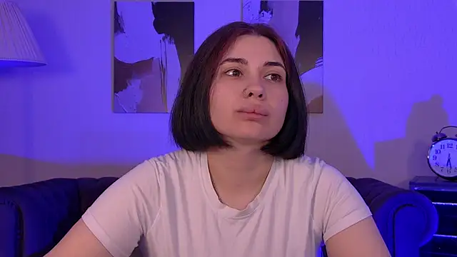 AdrianaToress online show from 06-03-26, 07:07