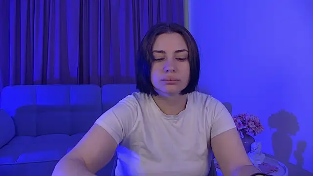 AdrianaToress online show from 05-08-26, 05:11