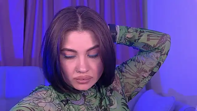 AdrianaToress online show from 05-27-26, 02:08