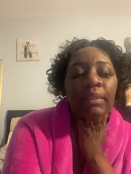 amberchill26 online show from 04-19-26, 01:12