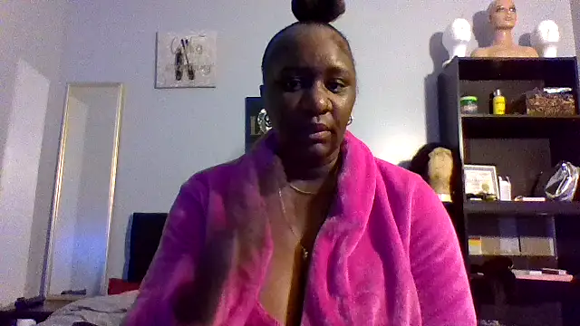 amberchill26 online show from 04-28-26, 03:16