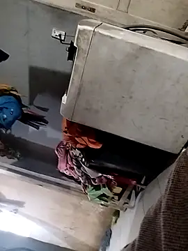 Raianaferreira online show from 04-14-26, 02:11