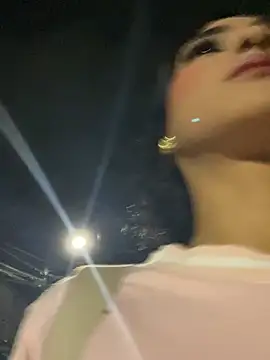dhalia lux  online show from 04-30-26, 01:23