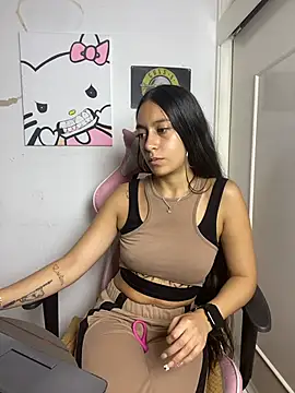 DulceLatinaxo online show from 07-07-26, 01:08