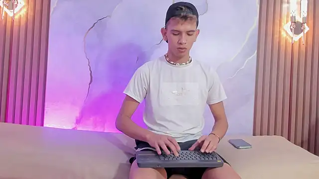 Ethanhot os online show from 04-06-26, 09:05