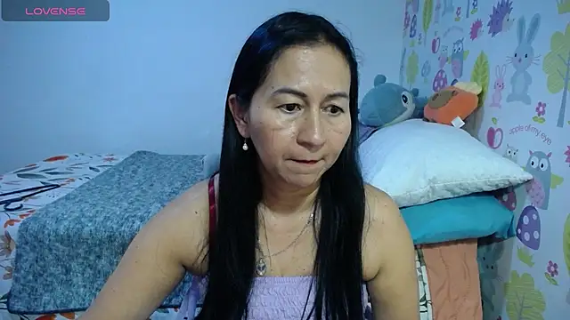 Tyna b online show from 07-28-26, 10:09