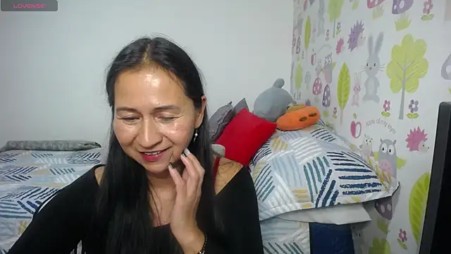Tyna b online show from 06-14-26, 02:24