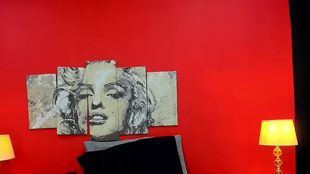 LucianaMadura1 online show from 04-22-26, 06:25