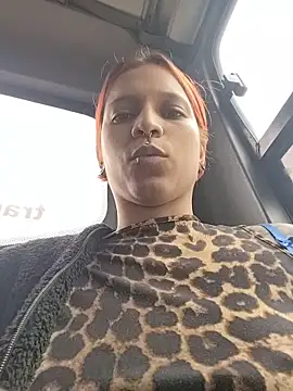 Mia 0-4 online show from 04-17-26, 04:32