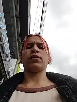 Mia 0-4 online show from 04-18-26, 07:58