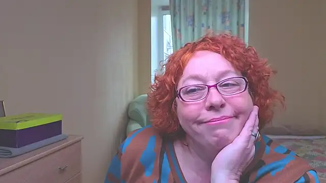 Fara Flutte online show from 04-14-26, 07:57