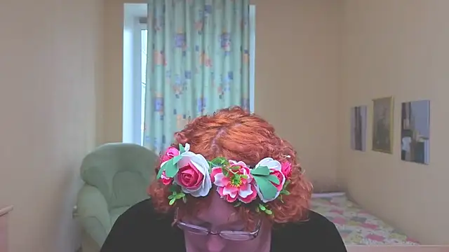 Snapshot of Fara_Flutte chatting on 04-21-26, 05:25 Fara Flutte online show from 04-21-26, 05:25