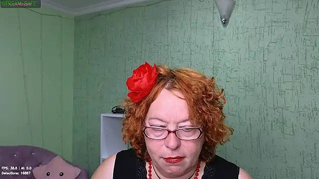 Snapshot of Fara_Flutte chatting on 06-30-26, 05:29 Fara Flutte online show from 06-30-26, 05:29