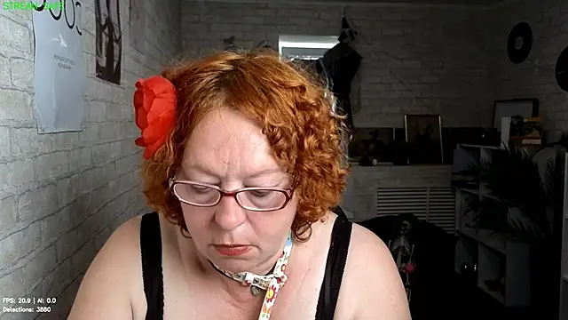 Snapshot of Fara_Flutte chatting on 06-17-26, 05:40 Fara Flutte online show from 06-17-26, 05:40