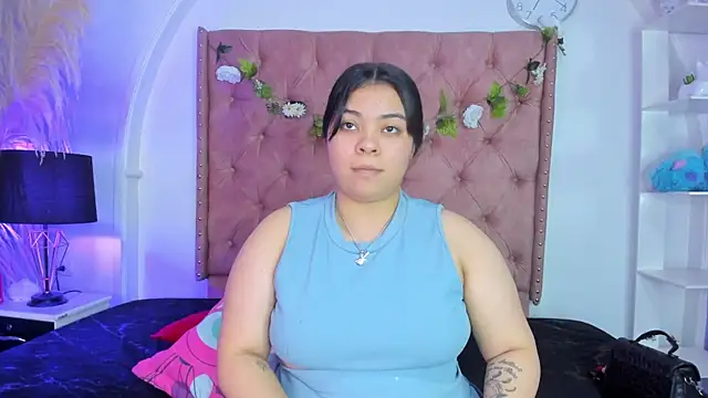 ROSELEI  online show from 05-23-26, 04:55