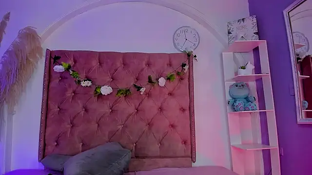 ROSELEI  online show from 05-07-26, 12:41