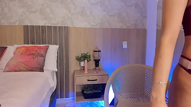 LiriaSweetie online show from 05-12-26, 11:38