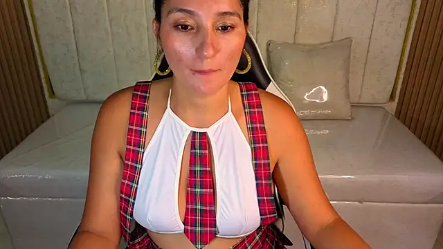 Alisson tx  online show from 04-08-26, 09:49