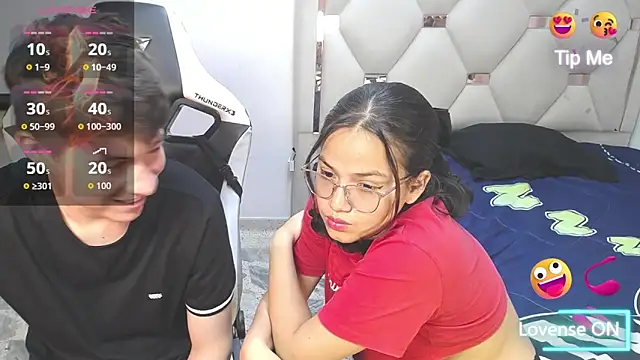 Zoe and jackk  online show from 05-09-26, 08:34