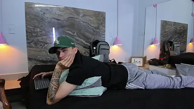 James-06 online show from 04-17-26, 11:46