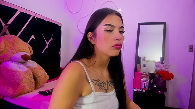 Snapshot of evelott_allenx chatting on 07-18-26, 10:29 evelott allenx online show from 07-18-26, 10:29