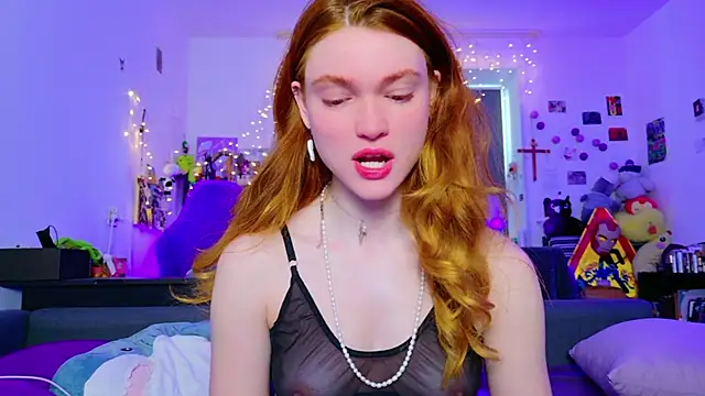 Snapshot of Annaroxann chatting on 05-27-26, 05:26 Annaroxann online show from 05-27-26, 05:26