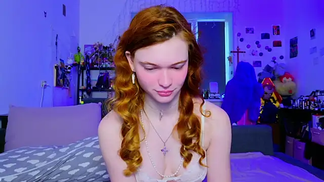 Snapshot of Annaroxann chatting on 07-25-26, 05:15 Annaroxann online show from 07-25-26, 05:15