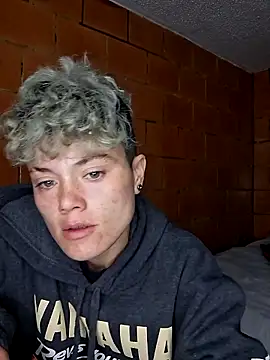 Snapshot of Megan-c chatting on 04-19-26, 01:06 Megan-c online show from 04-19-26, 01:06