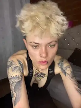 Snapshot of Megan-c chatting on 05-26-26, 11:47 Megan-c online show from 05-26-26, 11:47
