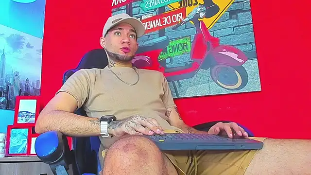 Daniel huge22 online show from 05-05-26, 01:47