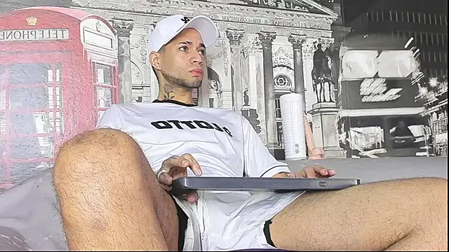 Daniel huge22 online show from 04-09-26, 01:06