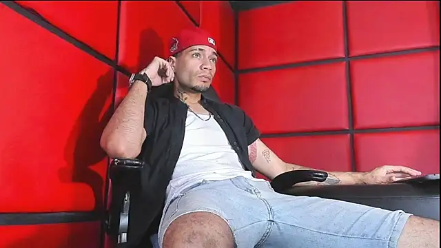 Daniel huge22 online show from 05-20-26, 03:31
