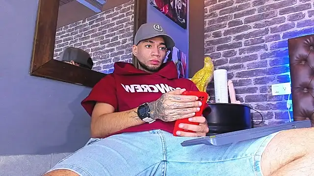 Daniel huge22 online show from 05-07-26, 02:09