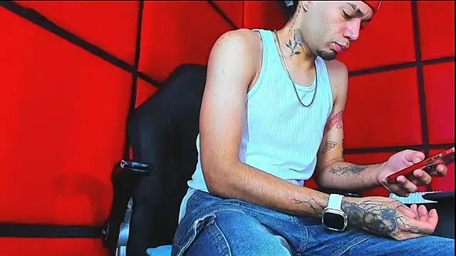 Daniel huge22 online show from 05-09-26, 01:58