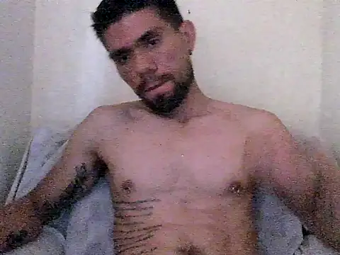 Snapshot of thomas2wood chatting on 06-29-26, 10:31 thomas2wood online show from 06-29-26, 10:31